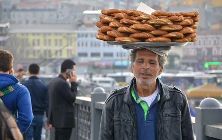 Istanbul Off the Beaten Path Tour with Guide, Lunch and Transfers