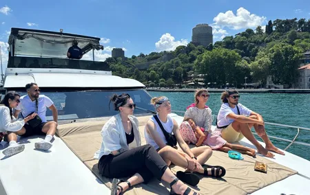 Small-Group 2 Hours Bosphorus Luxury Yacht Cruise in Istanbul