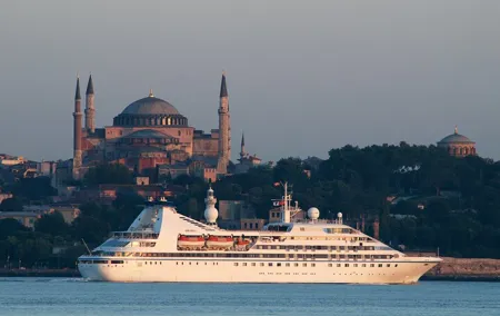 Istanbul Shore Excursion by TRAM: Half Day Private Tour from Port