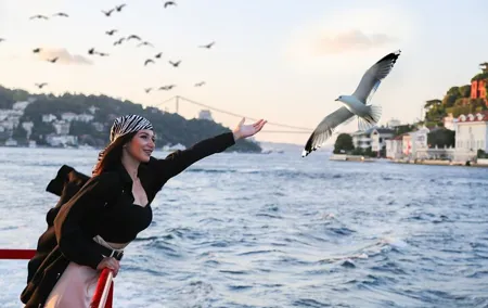 2 Hours Bosphorus Cruise Boat Tour in Istanbul