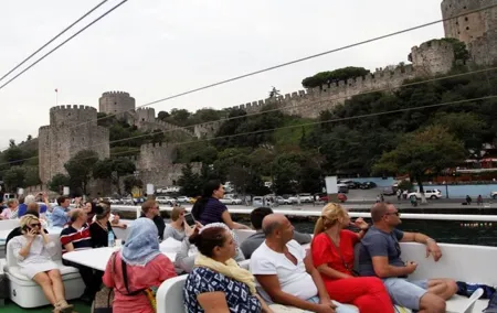 Hagia Sophia, Bosphorus cruise, Blue Mosque, Guided - Small Group
