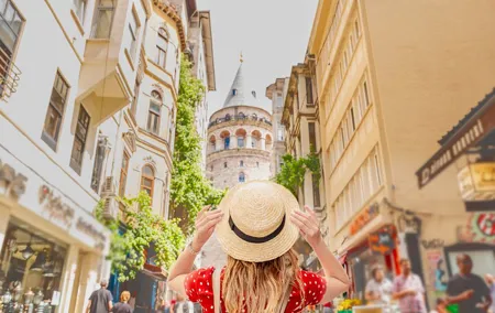 Istanbul: Galata, Taksim, Istiklal & Karaköy Walking Tour