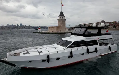 Private Yacht Cruise on The Bosphorus in Istanbul