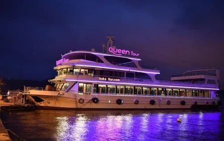 Bosphorus Dinner Cruise & Night Show from Istanbul