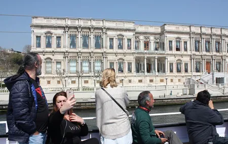 Istanbul Bosphorus Boat Tour and Golden Horn Cruise Day or Sunset