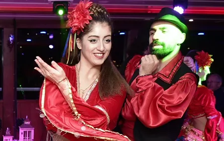 Bosphorus Dinner Cruise with Turkish Night Show Non-Alcoholic
