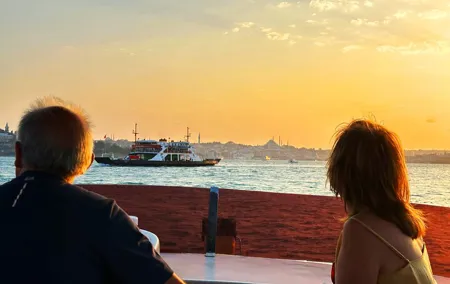 Bosphorus & Golden Horn: Sunset Yacht Cruise with Expert Guide