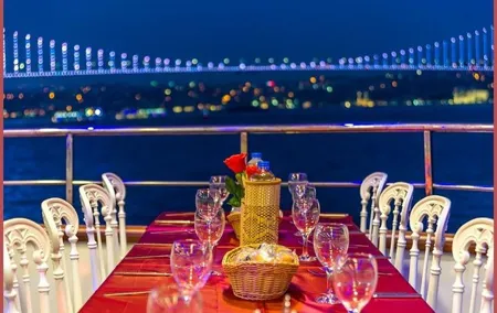 Istanbul Bosphorus Cruise with Dinner and Belly-Dancing Show