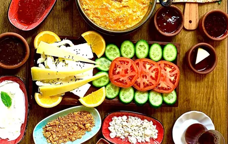 Private and guided Istanbul food tour - Taste of Istanbul