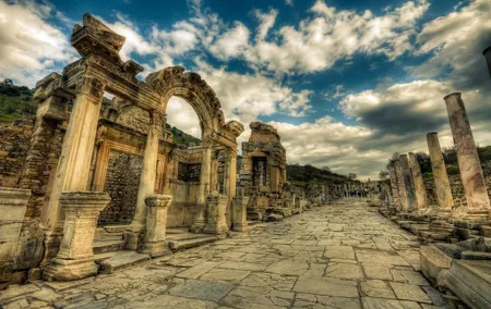 2 Day Ephesus and Pamukkale Tour From Istanbul