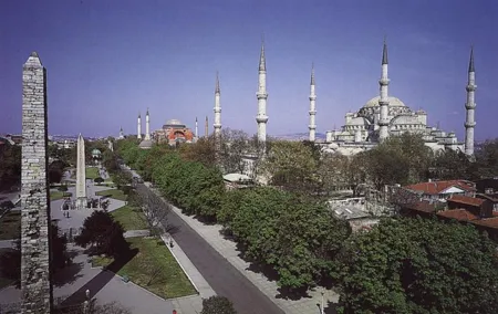 Istanbul-Topkapi Palace, Hagia Sophia, Blue Mosque, Grand Bazaar