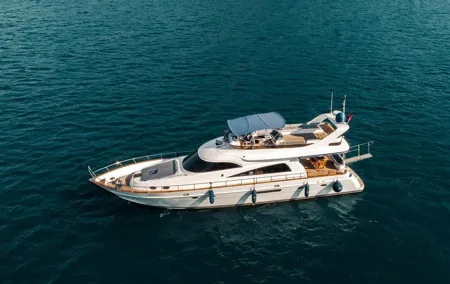 2 - Hours Bosphorus Yacht Cruise