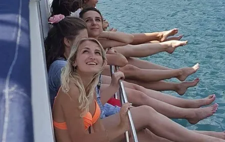 8-Hours Private Swimming Luxury Yacht Cruise to Princes' Island