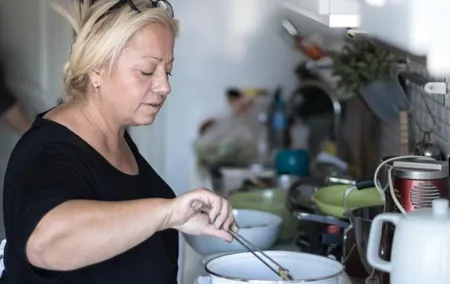 Cook with a Local: Private Home Cooking Class In Istanbul
