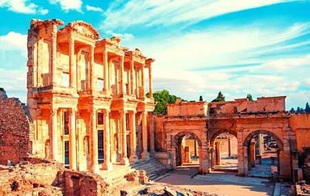 Ephesus Full-Day Tour from Istanbul by Plane with Antique City