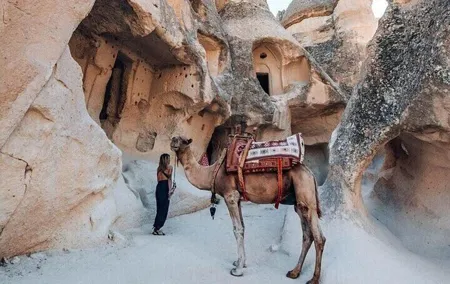 3 Days Cappadocia Tour Including Balloon Ride and Camel Safari