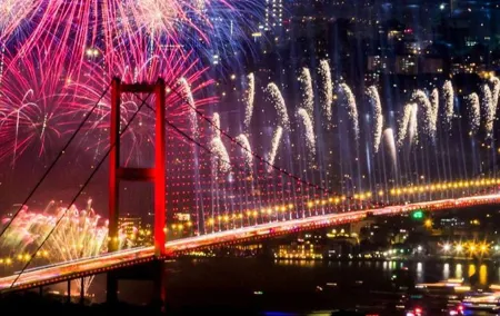Istanbul New Year Party Cruise trough Bosphorus