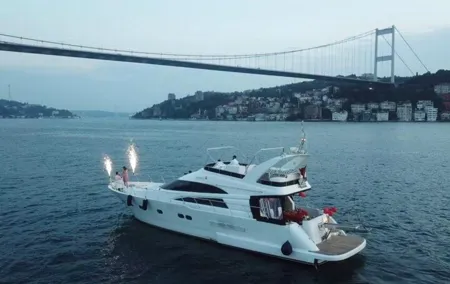 Private Yacht Istanbul Sightseeing or Special Occasion