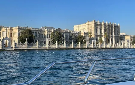 Guided Dolmabahçe Palace Tour and Sunset Cruise