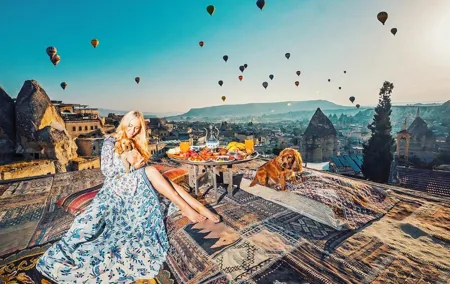 Private 2 days 1 night Istanbul to Cappadocia tour by plane and Hot Air Balloon