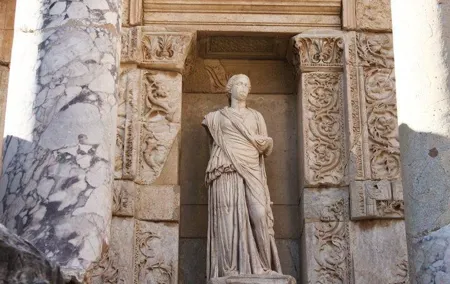 Day Tour to Ephesus from Istanbul with Domestic Flights