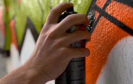 Istanbul Street Art Experience with Local Artists at Home Garden