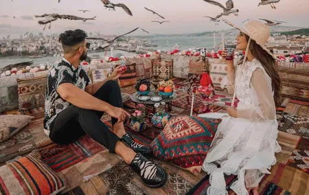 Love in Istanbul: Perfect Photo Moments at Iconic Locations