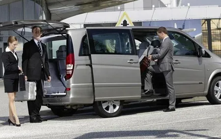Private Transfer from Sabiha Gökcen Airport (SAW) to Istanbul Airport (IST)