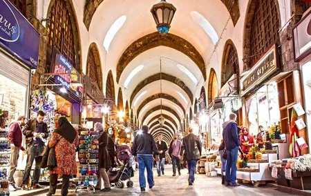 ISTANBUL SPICE BAZAAR & BOSPHORUS TOUR (Half Day Morning)