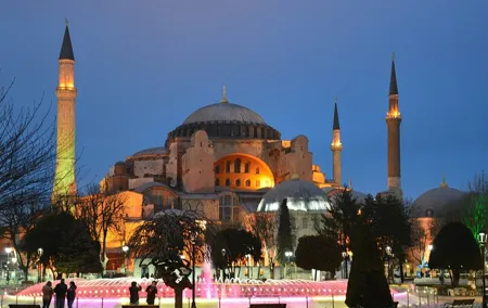 Night Walking Tour in Istanbul Old City