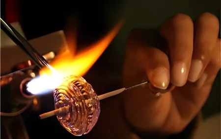 Glass Melting and Shaping with Flame with the Senior Glass Master