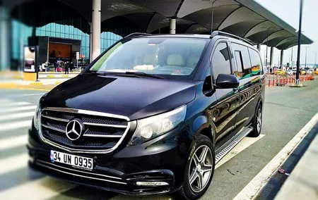 Luxury Istanbul Airport Transfer in Istanbul