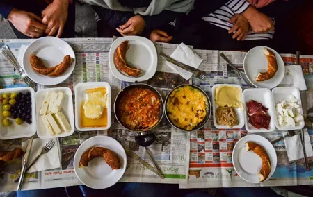 Full-Day Two Continents Food Private Guided Tour with Ferry Tickets