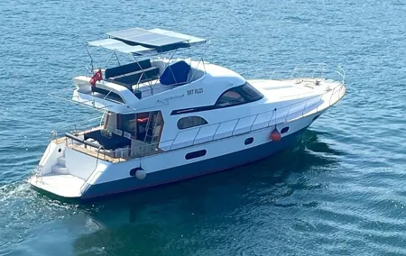 Hourly Exclusive Private Yacht in Bosphorus