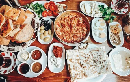 Istanbul Private Street Food Tour with Local Expert