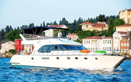 Luxury Boat Tour in Bosphorus with Hotel Transfers