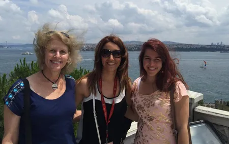 Bosphorus Cruise With Dolmabahçe Palace and Fortresses