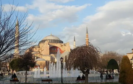 Private Istanbul Guided Tour with Dlx Van Fullday