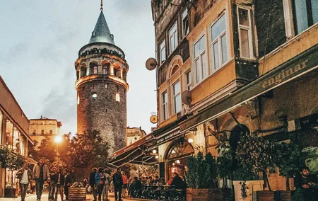 Private Night Tour in Istanbul with Friendly Local Guide