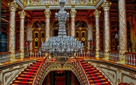 Worthy of Sultans, A-Day-Tour of Bosphorus & Dolmabahce Palace