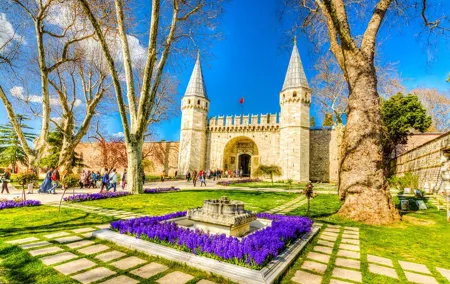 Topkapi Palace and Harem Istanbul Fast-Track Tickets, Tour