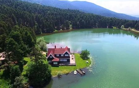 Private Tour of 2 Days 1 Night at Sapanca Lake to Abant