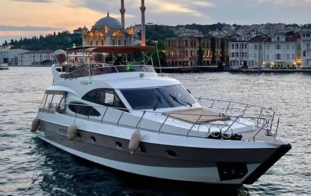 Istanbul Bosphorus Private and All Inclusive Yacht Tour