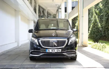 Private Luxury Minivan with English Speaking Driver in Istanbul