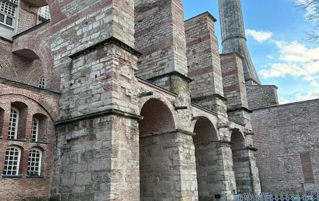 Istanbul Old City Highlights and Hidden Gems Tour
