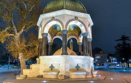 4-Days Tour in Istanbul with Dinner with Belly Dancing Show and Turkish Bath