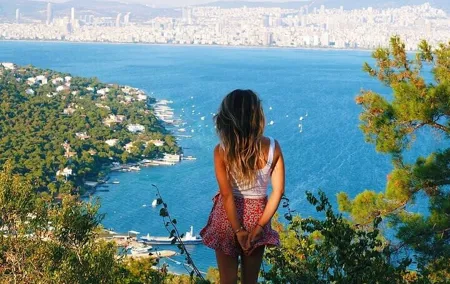 Princes Island Full Day Tour with Lunch, Guide and Hotel Transfer