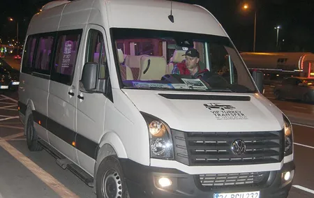 Istanbul Airport Transfer (1-13 passengers) - 2 Ways