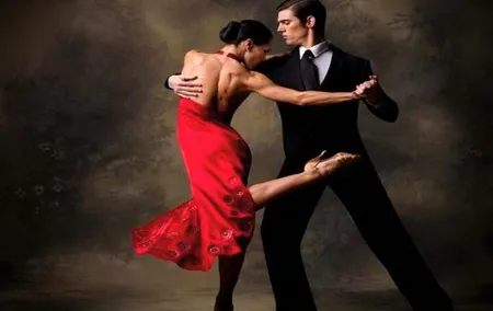 Dance Tango in Istanbul with a European Champion Private Tour