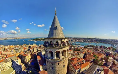 Small Group Tour from Galata Tower to Hagia Sophia in Istanbul